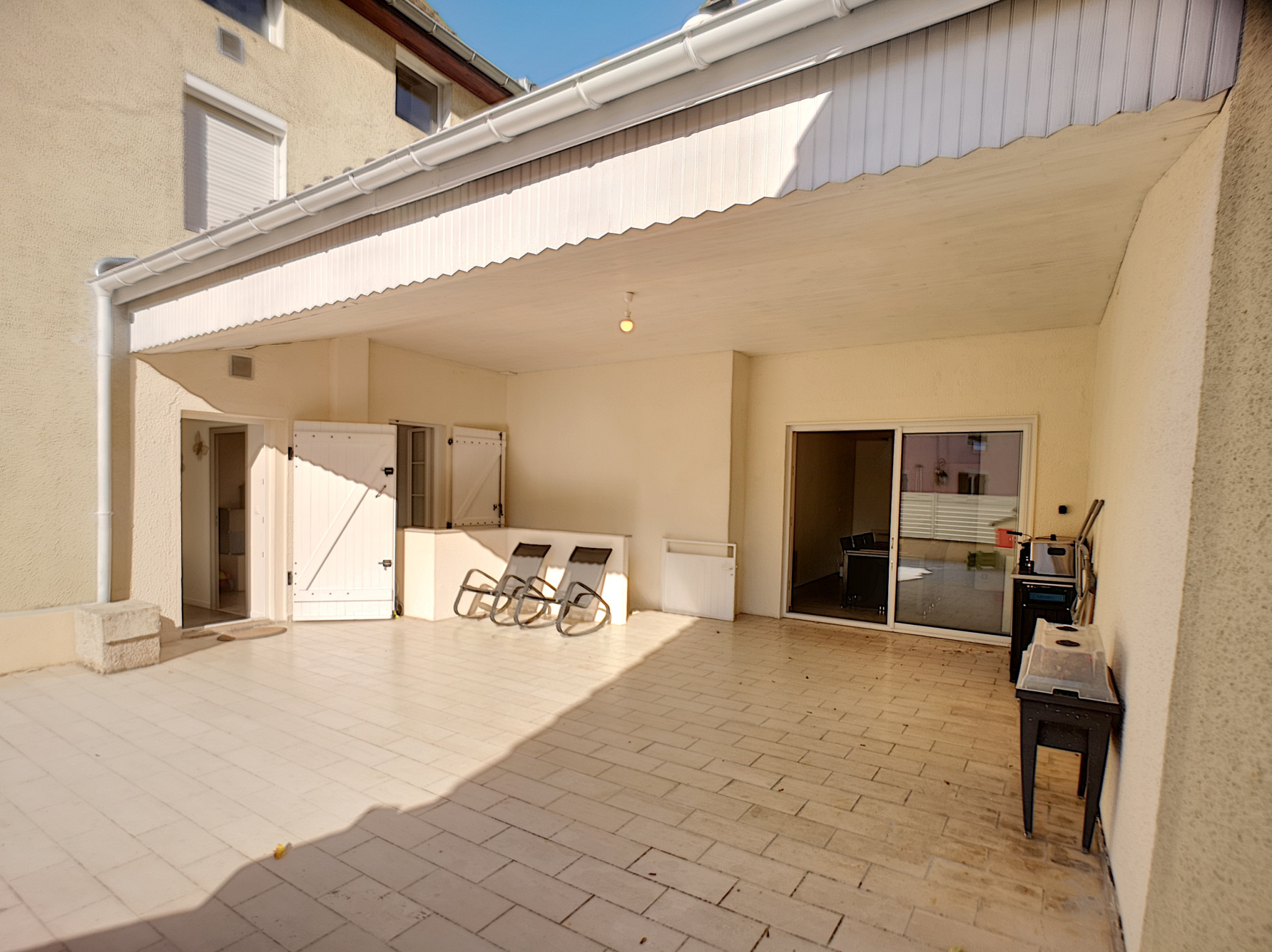SOUS COMPROMIS